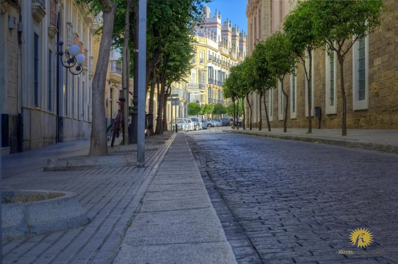 Hotel Argantonio كاديز
