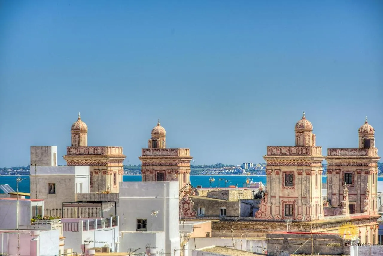 Hotel Argantonio كاديز